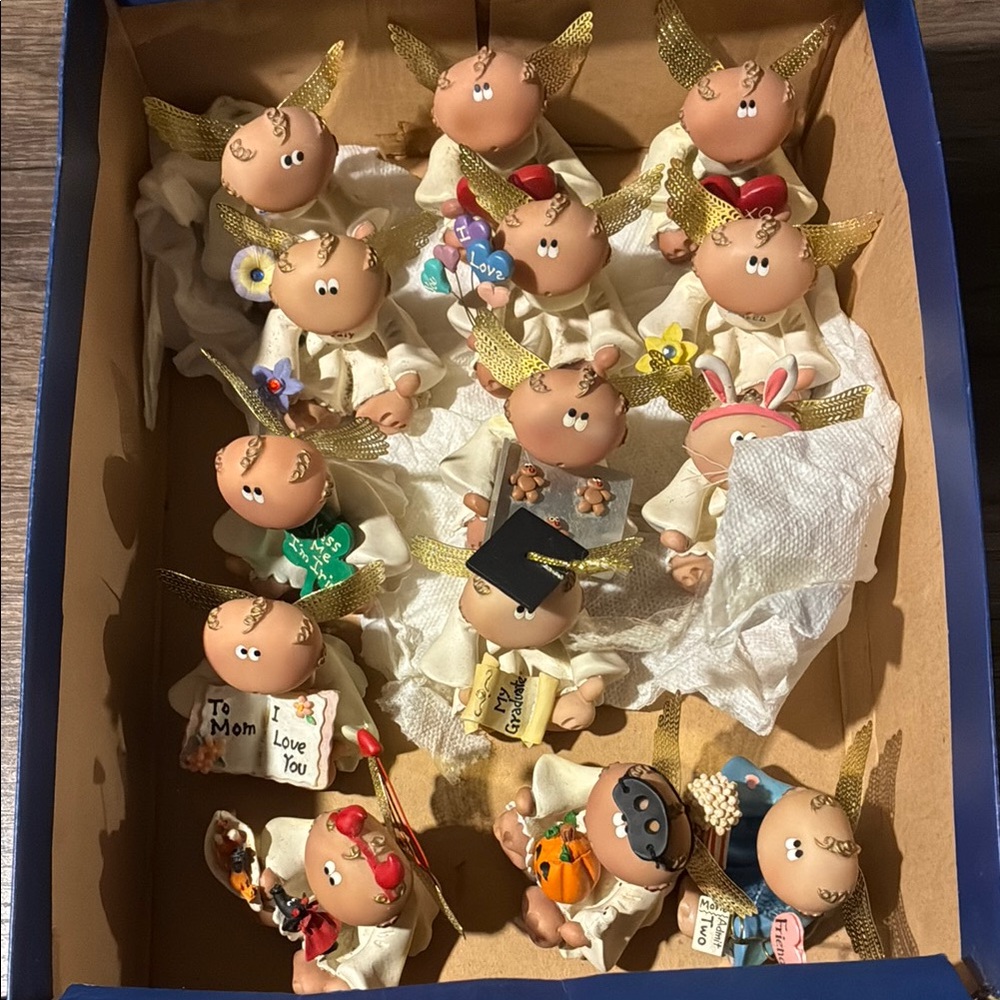 Vintage Russ Berrie “Angel Cheeks Collection” 2001-2002